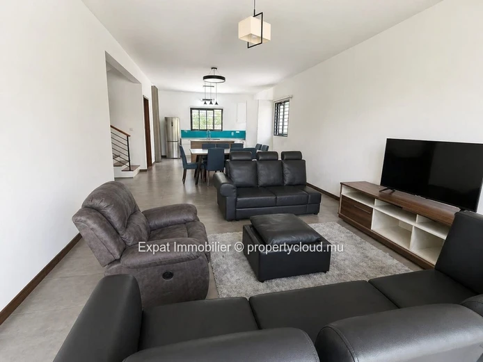 Villa familiale avec jardin dans un environnement calme – Grand Baie