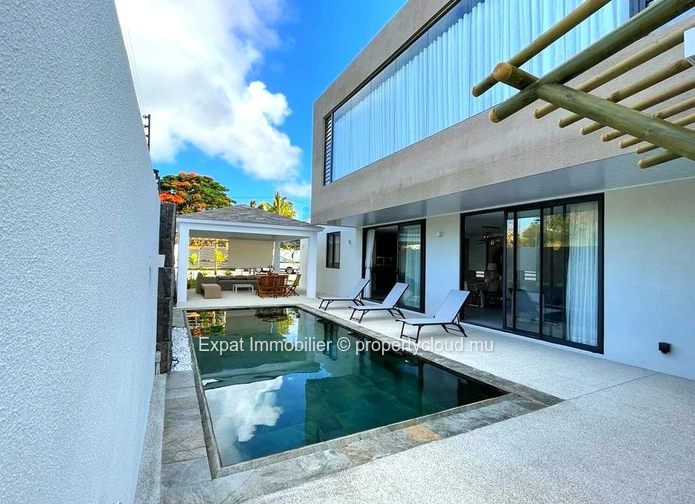 À LOUER – Villa de Prestige à Calodyne avec Prestations Haut de Gamme