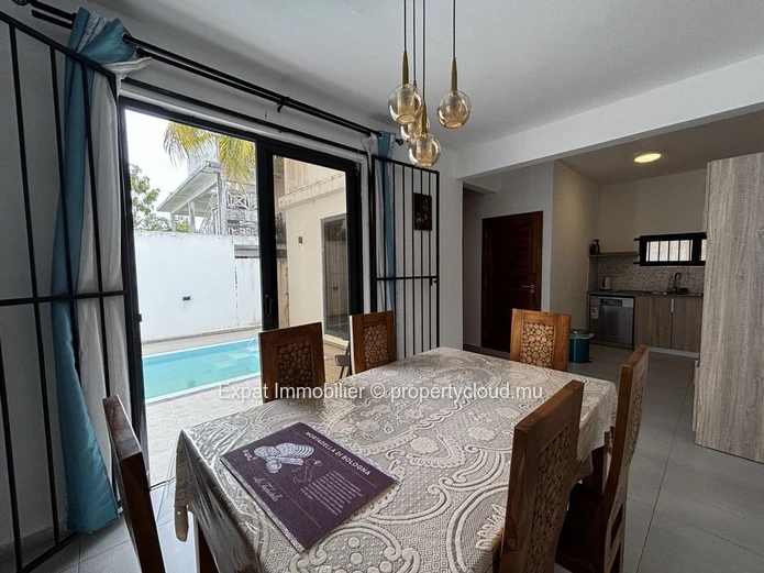 Villa Recente Avec Piscine & Rooftop – Veritable Opportunite À Trou Aux Biches